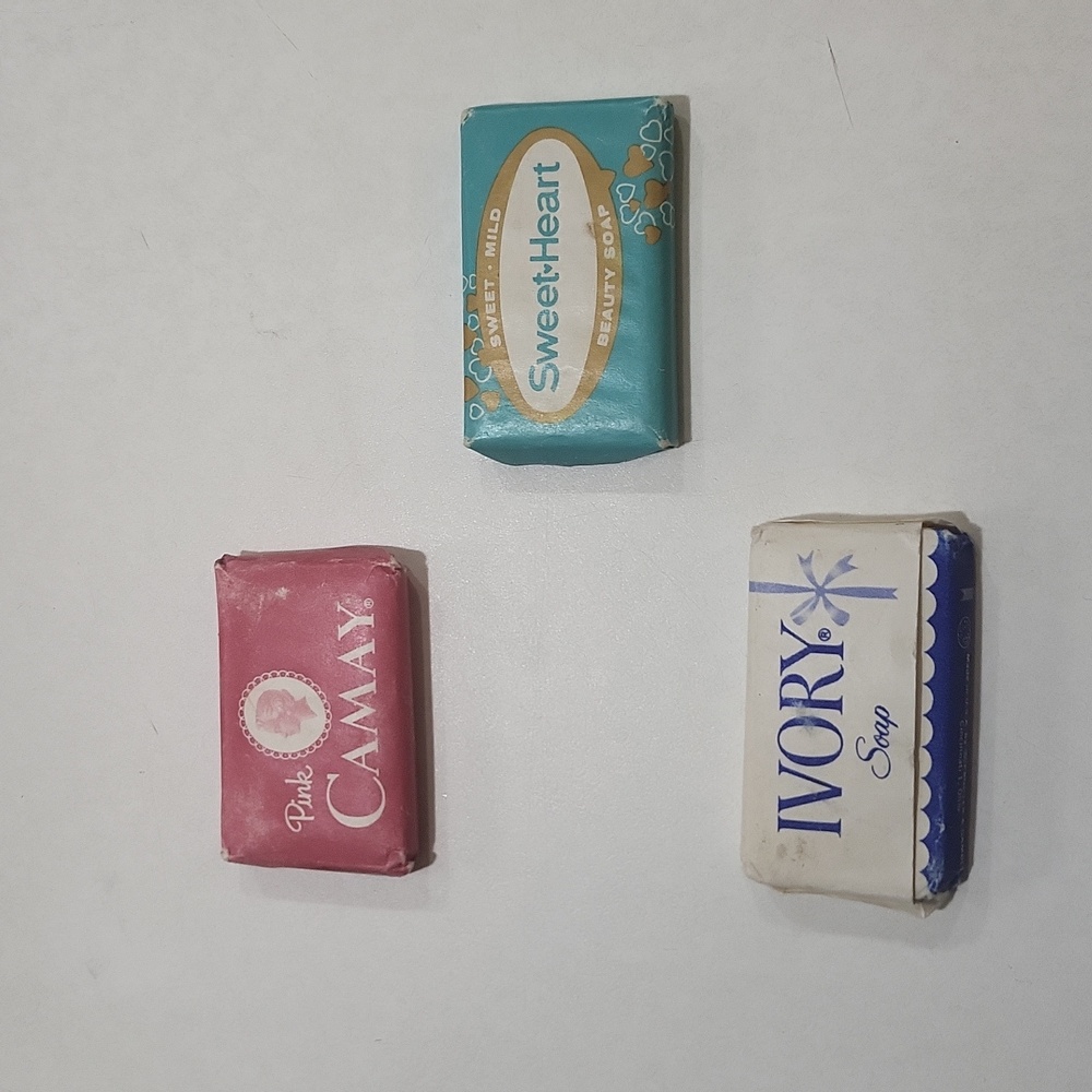 Lot of 3 vintage hotel soaps from 50s to 70s